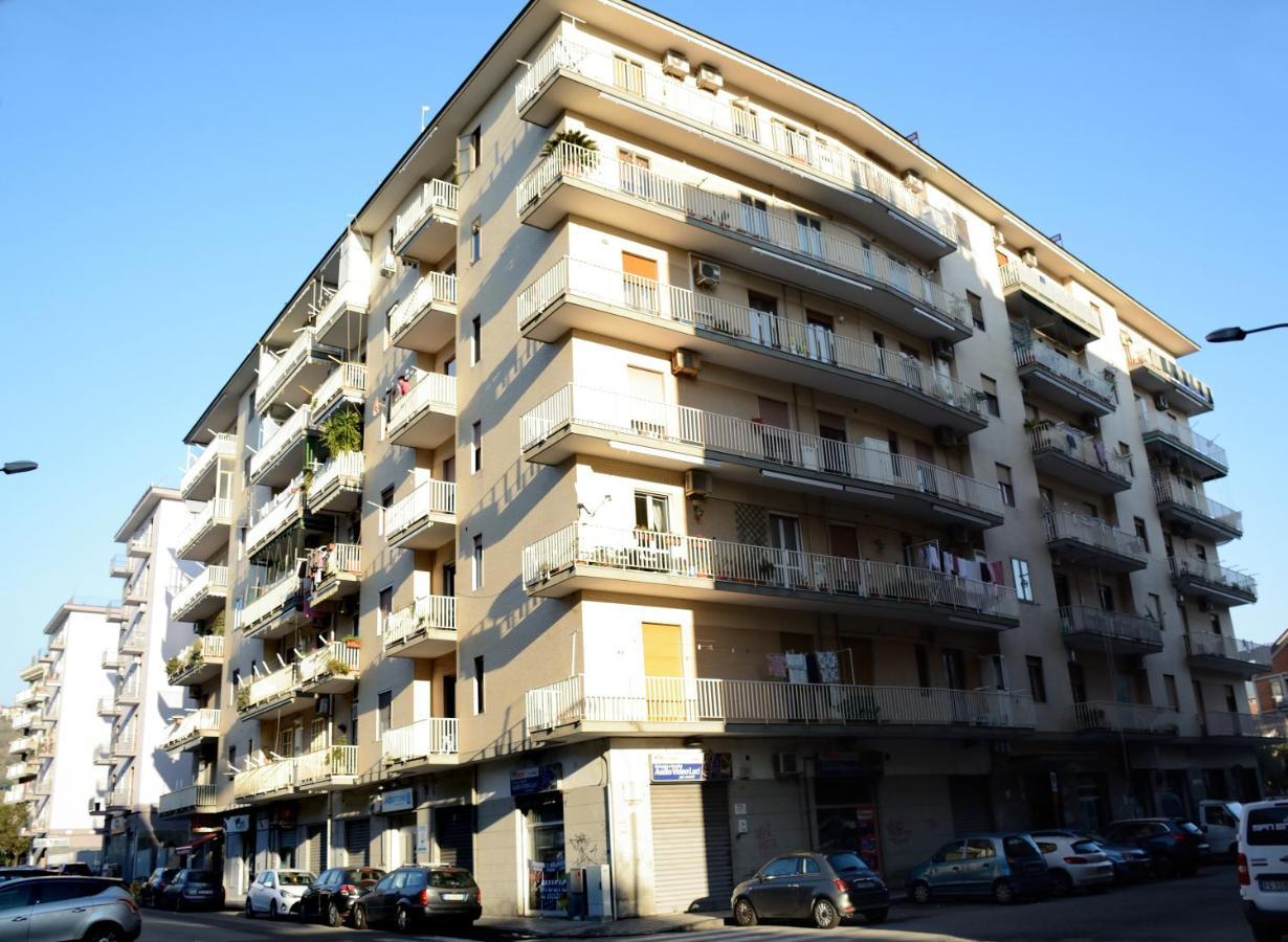 Residenza Margherita - Centralissima Салерно Екстер'єр фото